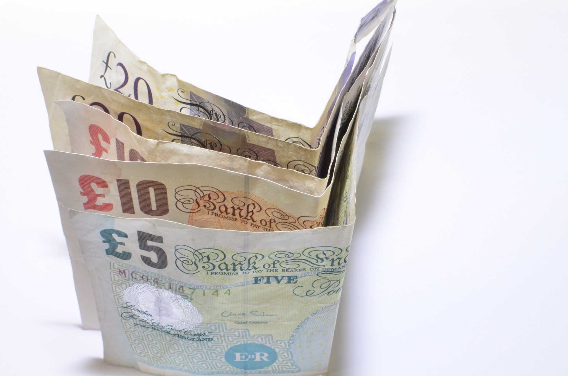 Advice For Keeping Your Family’s Finances On Track money pounds sterling