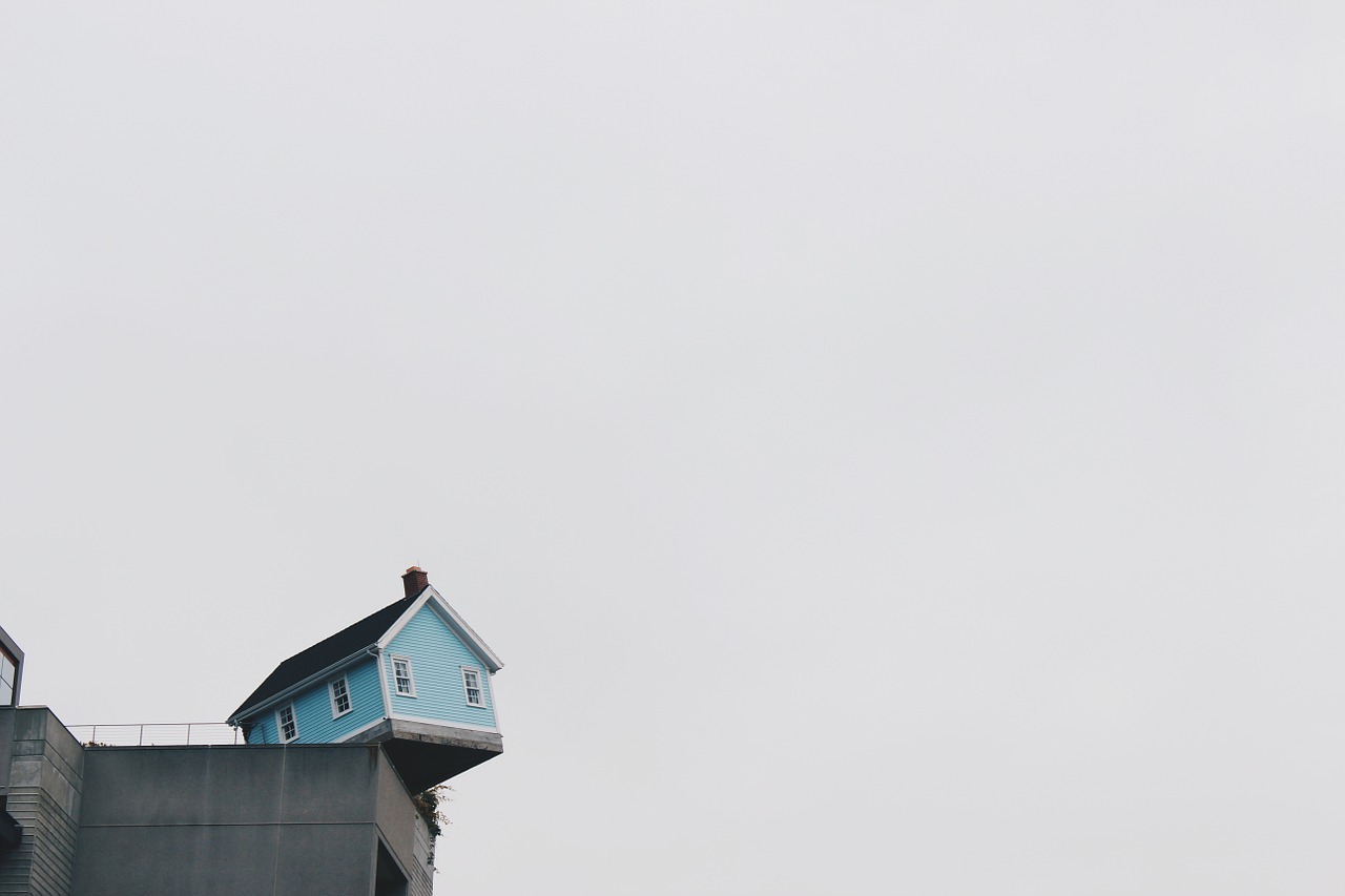 Five Clues That Your Home No Longer Fits Your Lifestyle house on ledge